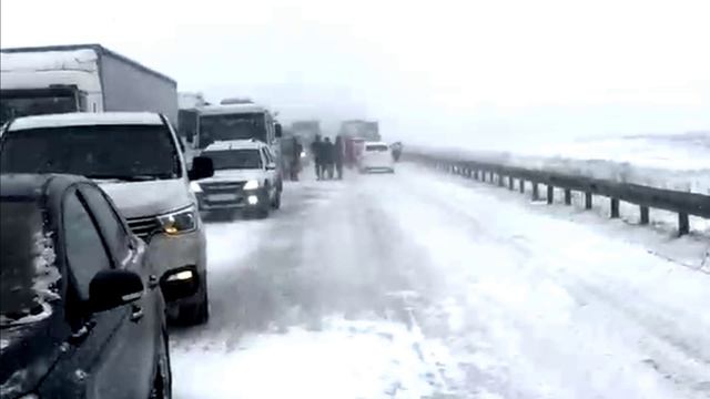 На трассе Оренбург - Самара большая пробка