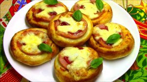 Мини пиццы мягкие и очень вкусные.