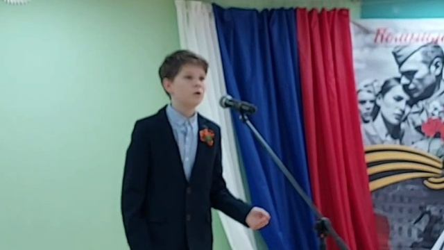 Баллада о матери О. Киевская читает Артем Воронович 14 лет.