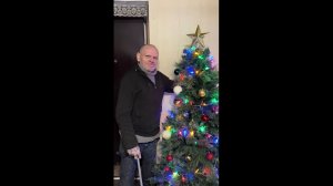 НАРЯДИЛИ ЁЛКУ У ДЯДИ ЮРЫ / КУПИЛИ КОРМУ КОШКЕ / ДЯДЯ ЮРА И САНЁК ПРОБУЮТ ОСТРУЮ ЛАПШУ «BULDAK»