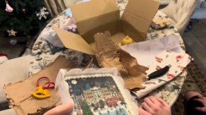 278. Неожиданные подарки, Оливер приехал, Розочка поет и тд