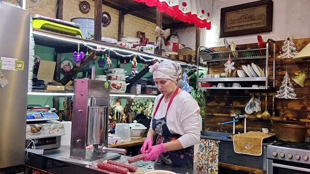 ТЕЛЯЧЬЯ КОЛБАСКА НА ПРОДАЖУ🎄❄️✨! смотреть онлайн