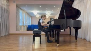 Кемерово, ЦДШИ, Козлова Алиса, 4 кл., 10 лет - Л. Шитте  "Сумерки" соч. 95  № 12