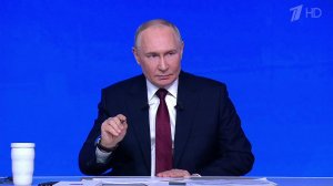 Владимир Путин на прямой линии ответил более чем на 80 вопросов.