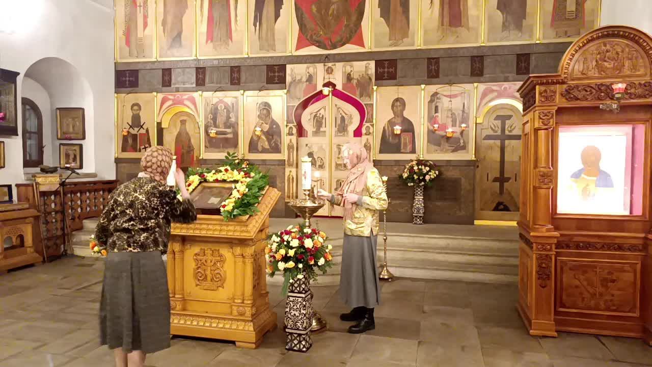 Святителя Николая, архиепископа Мир Ликийских, чудотворца. Прямая трансляция. смотреть онлайн