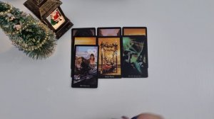 НА ДУШЕ У НЕГО КОШКИ СКРЕБУТ! ПОЧЕМУ? | Гадание таро расклад