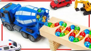 Мультики для детей и малышей. Яркая Машинка и Разноцветные шарики на трассе. Мультики залипалки