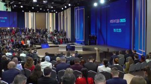 Национальный мессенджер MAX впервые применяют на программе "Итоги года с Владимиром Путиным".