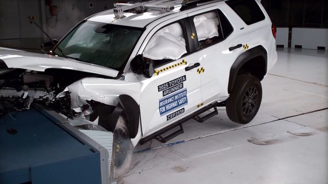 Краш-тест Toyota 4Runner 2025 смотреть онлайн