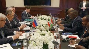 С.Лавров и Э.Бизимана, Каир, 19 декабря 2025 года