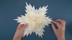 Как сделать объёмные звёзды из бумаги! Новогодний Рождественский декор!