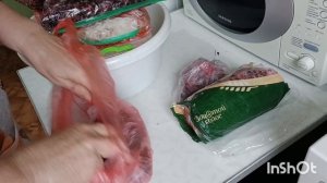 Домашние дела.Замороженная вишня🍒,будет наливочка.🍷