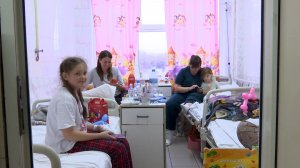 Новогодние подарки пациентам детской больницы