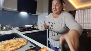 МУКБАНГНАЖАРИЛА БЛИНОВ