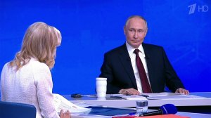 Президент ответил на серию вопросов в режиме "блиц".