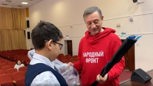 Башҡортостандан уҡыусы "Владимир Путин менән йыл йомғаҡтары"на мөрәжәғәт итеп бүләкле булған