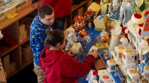 Россияне назвали размер трат на новогодние подарки