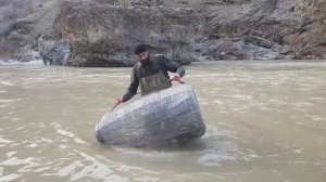 Необычная Рыбалка на реке /   Супер Техническая Рыбалка