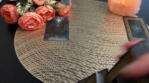 Что ему мешает проявиться к Вам🍓🙋♂️✨Расклад по вариантам