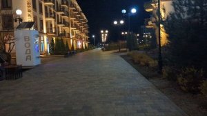 Евпатория 2025. Потрясающе красивый Итальянский квартал зажёг новогодние огни. Розы в декабре!!!