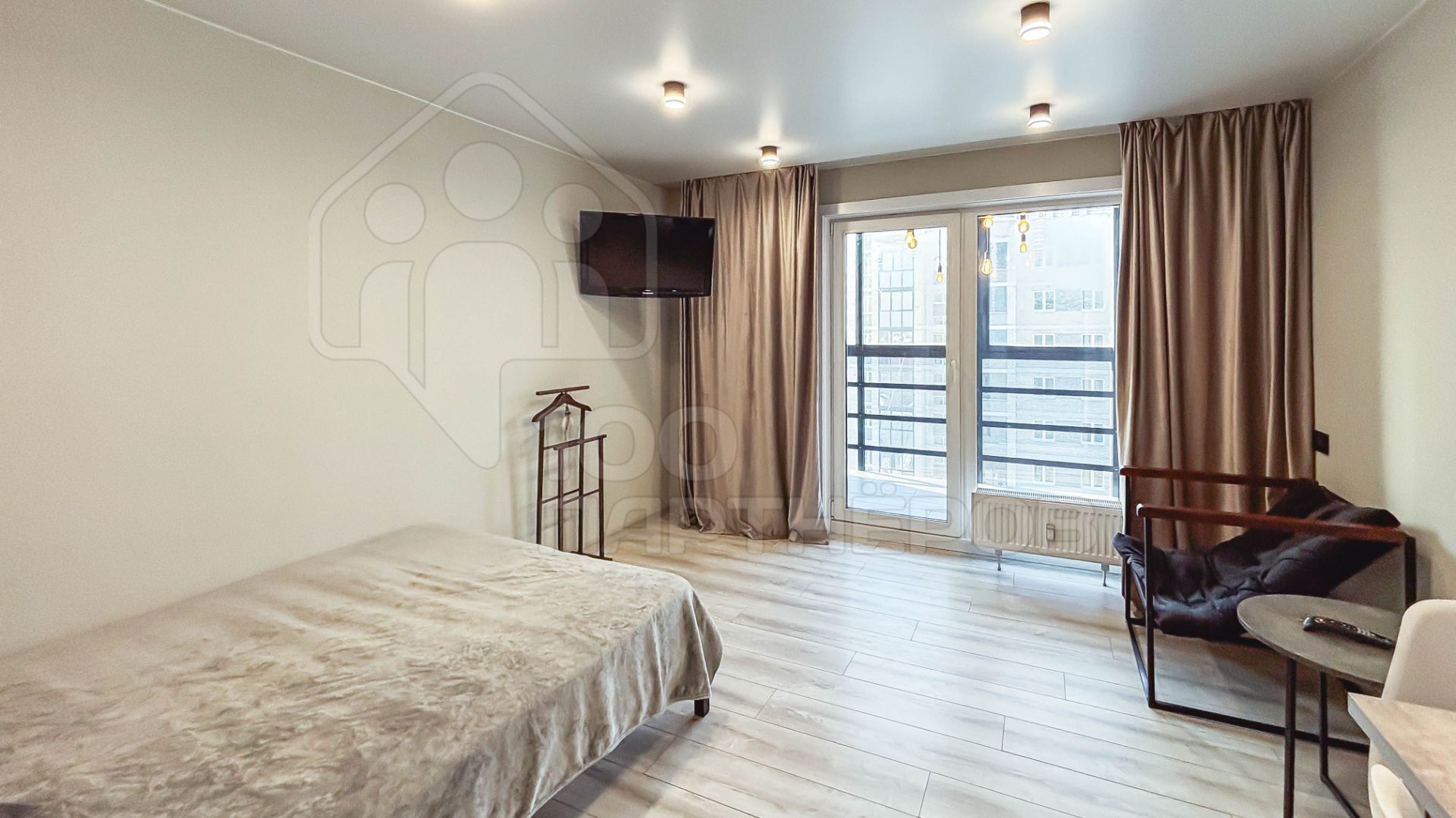 Видео-обзор квартиры студия по адресу 4-ая железнодорожная, 25 («Восход») смотреть онлайн