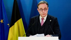 Премьер-министр Бельгии пошутил о своей поездке на дачу в Петербург