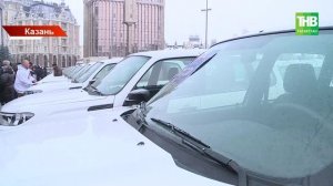 В Татарстане победителям конкурса местного самоуправления вручили 100 автомобилей