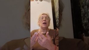 Грузия сидит на двух стульях?