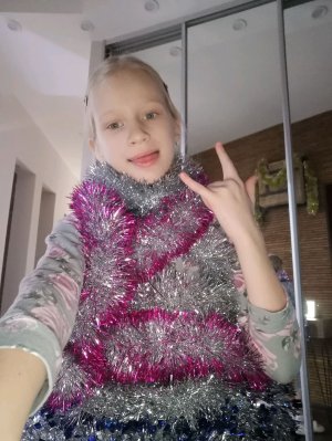 крашусь и отвечаю на вопросы.