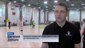 Турнир по мини-футболу среди нефтяников провели в Тюмени