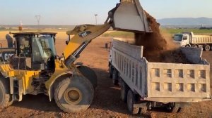 Колесный погрузчик Cat 972 в Деле 📸