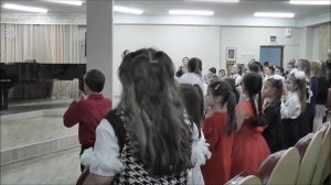 Сольфеджио. Дирижирование. В лесу родилась елочка