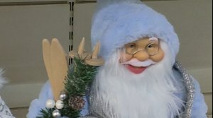 Ждать уже не долго, скоро будет елка и придет к вам Дед Мороз!