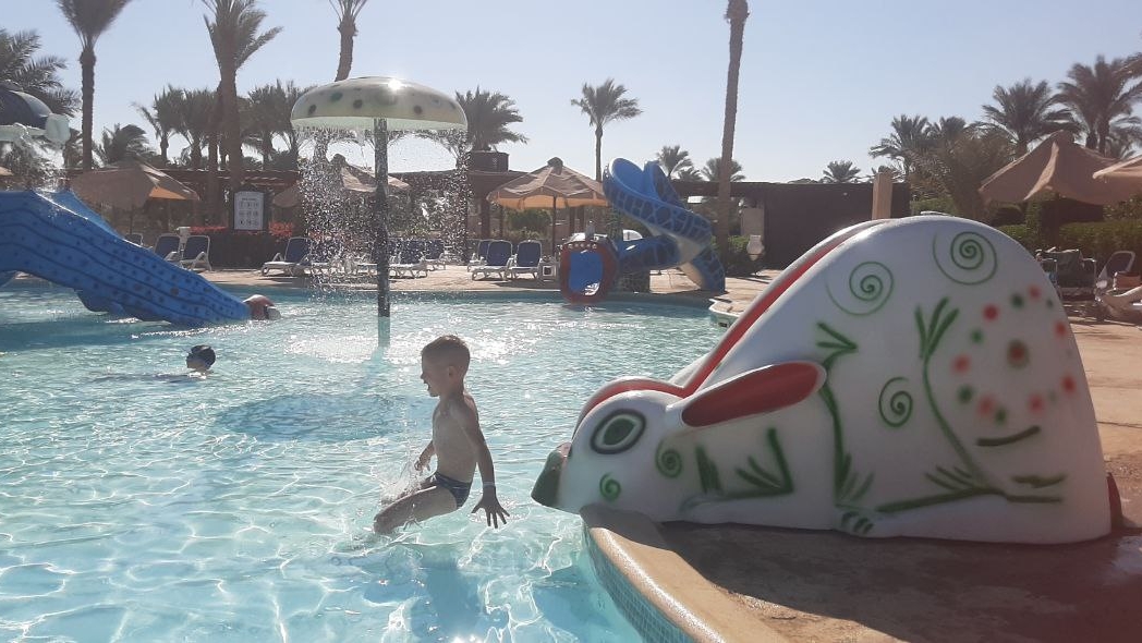 Детский Аквапарк смотреть онлайн