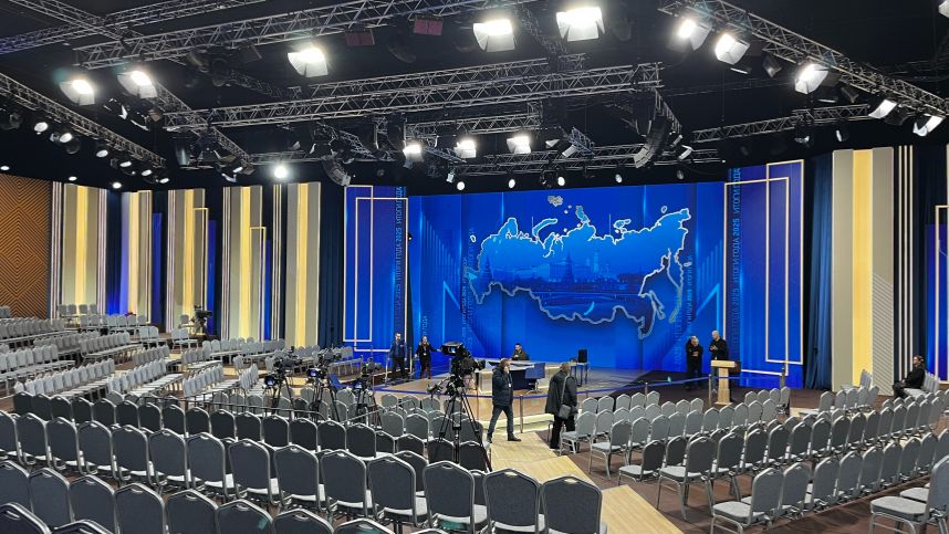 Песков: темы обращений россиян на прямую линию в этом году изменились