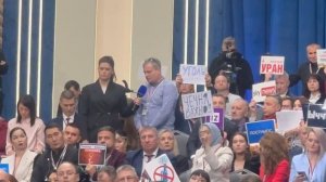 Андрей Белов из Ульяновска задал вопрос о развитии транспортной инфраструктуры и о разработке нового