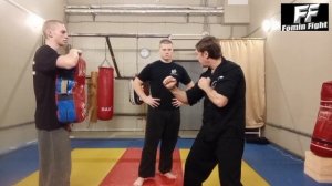 самооборона/ прямой удар задней ногой.