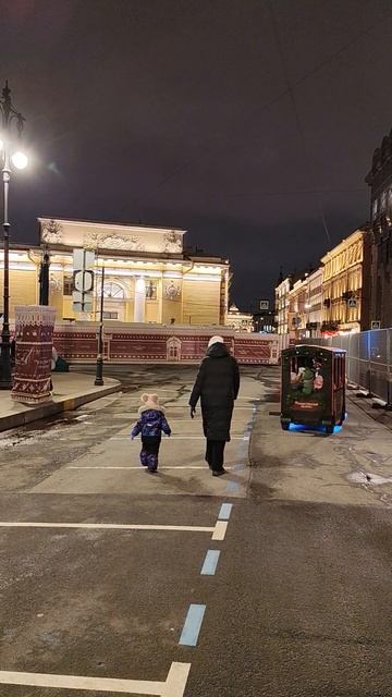 Рождественский экспресс на Манежной смотреть онлайн