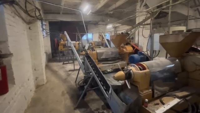 10592083   коммерция г. Бирюч Контактное лицо Олег 79103618777