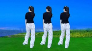 Điệu nhảy vuông Mưa Thu Buồn là một điệu nhảy dễ thực hiện với 64 bước nhịp nhàng.