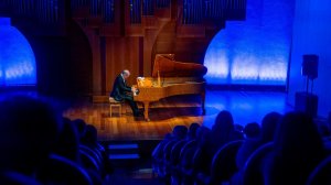 В Ханты-Мансийске завершился зимний сезон Музыкальной мастерской Юрия Розума