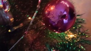Советские новогодние игрушки  на нашей ёлочке.