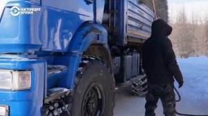 Суровый зимник жизнь и смерть на ледяных дорогах Сибири.