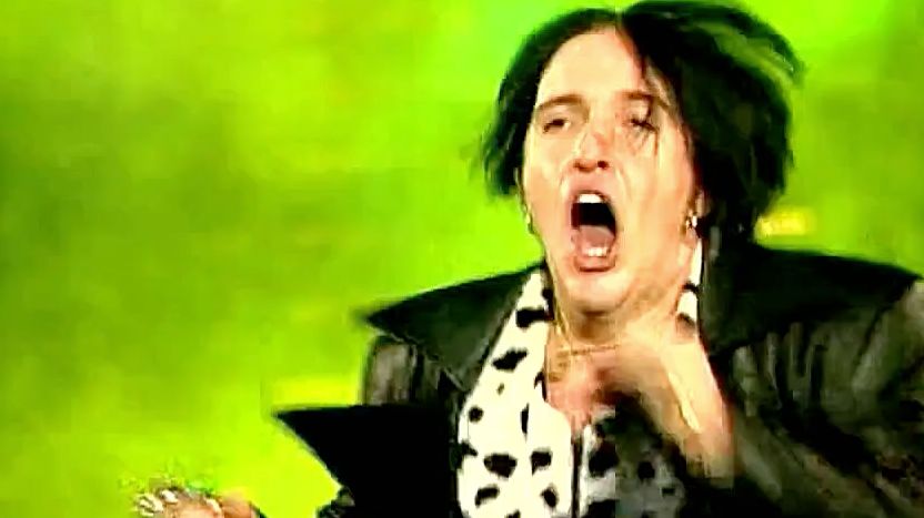 Матч-Реванш - НАШЕ ВРЕМЯ vs группа ШАО?БАО! с песней САМБА :1998: смотреть онлайн