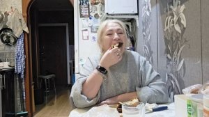 ЗАХОТЕЛА ПИРОЖКОВ С МОЛОКОМ!