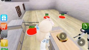 стала популрной блогершой в роблокс!!