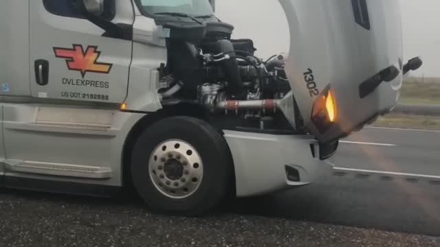 ANKA - Дальнобойщица в США. - ЗАСТРЯЛИ на закрытой дороге. Трак в хлам. ЗАГЛОХЛИ на перекрёстке.