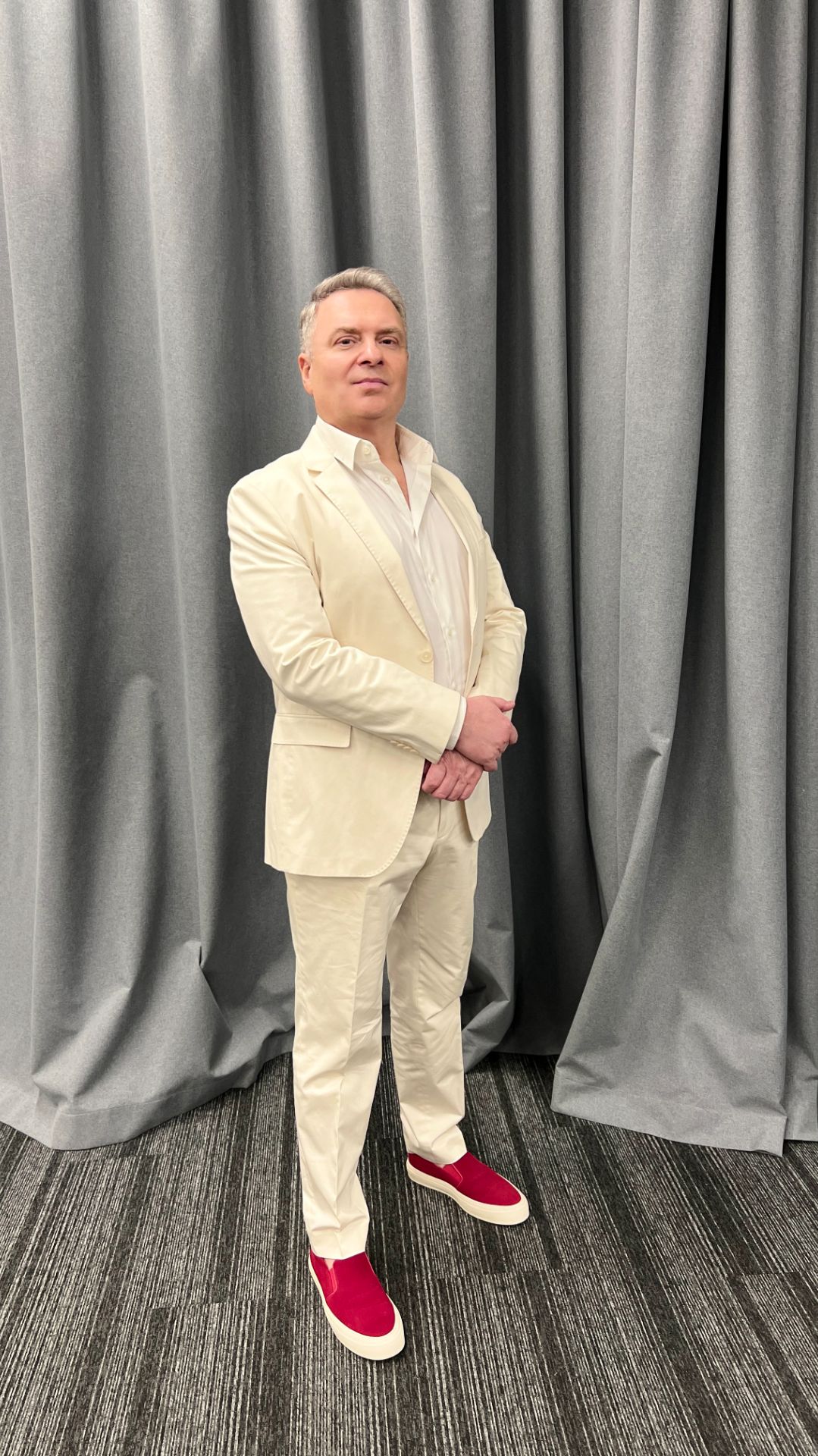 ШОК! Закулисье Главного Новогоднего концерта! Белая зима - Александр Добронравов и Варвара #концерт смотреть онлайн