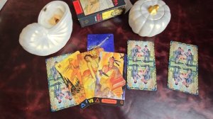 КОГДА ВСТРЕЧУ МУЖЧИНУ  👩❤️👨💗 ?  КТО НА ПОРОГЕ ? НОВЫЙ МУЖЧИНА 🤴 РАСКЛАД НА КАРТАХ ТАРО