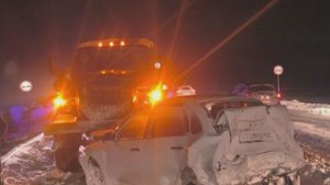 Десять автомобилей столкнулись на трассе «Сибирь» в Иркутской области. Пострадали пять человек